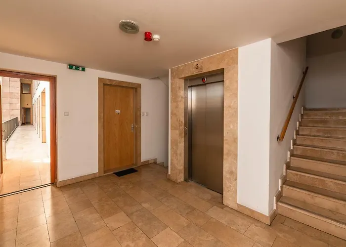 Appartement De Lux At The Synagogue *