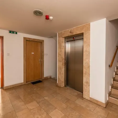 Apartment De Lux At The Synagogue *